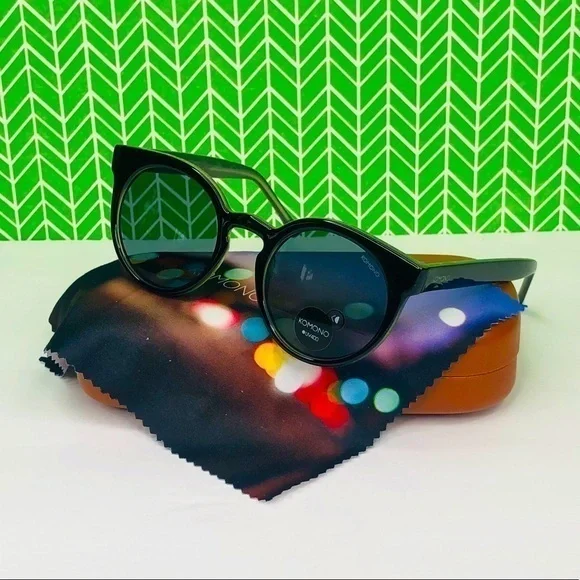 KOMONO Lulu Black Jade Sunglasses NEW cateye - Picture 4 of 11